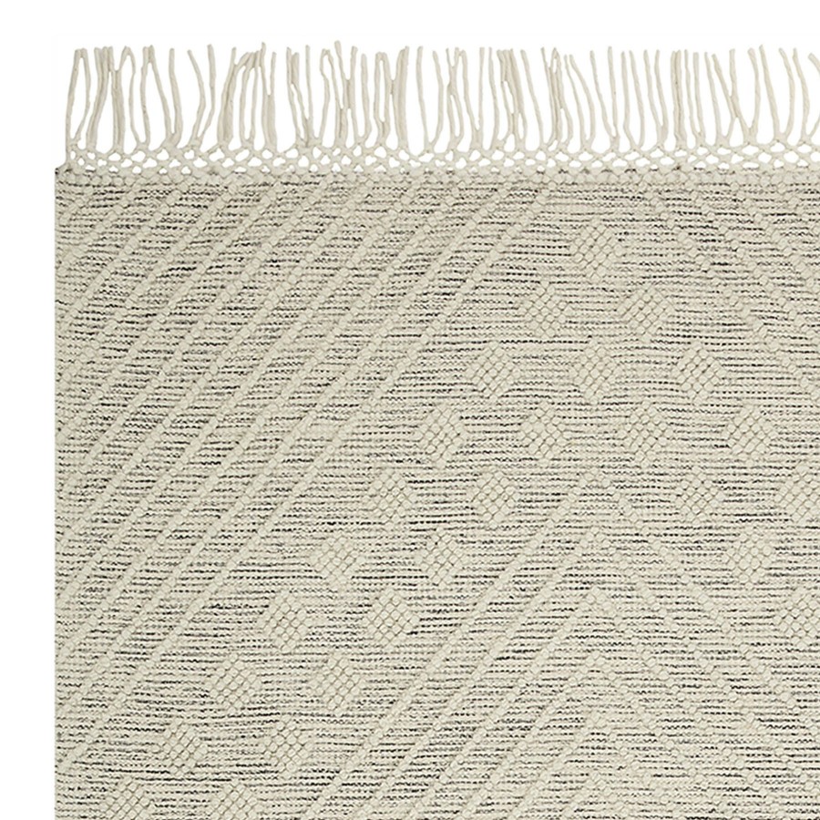 Rugs & Curtains * | (B776) Reese Ivory Diamond Design Fringe Area Rug, 5 7 Outlet Sale